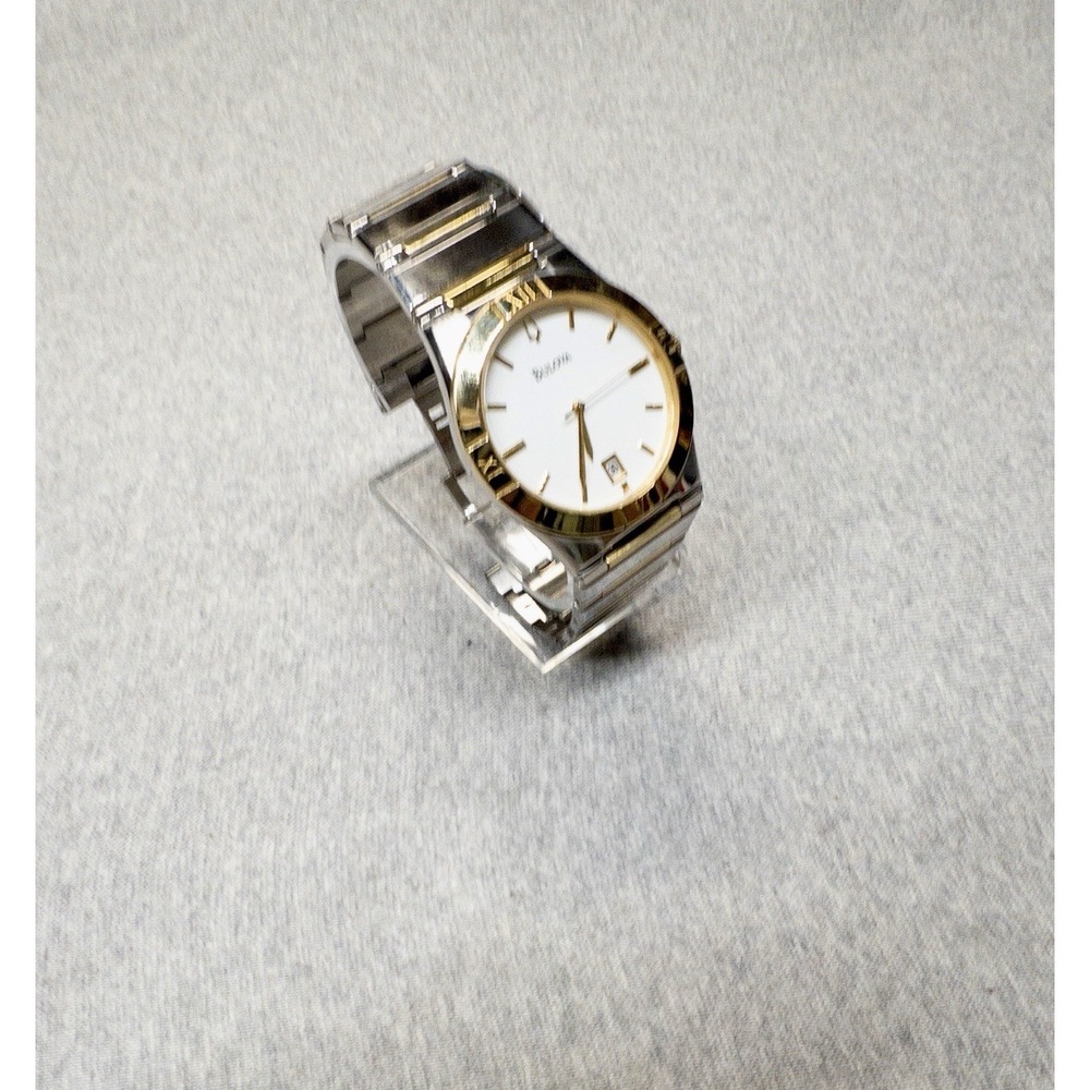 Rare Bulova 98B015 C9671360 Two Tone Date Indicator Baton Dress Classic Watch